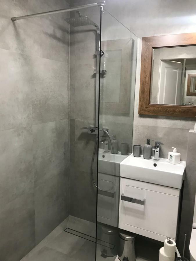 Apartament Stare Miasto Świętojerska 12 Warszawa Zewnętrze zdjęcie