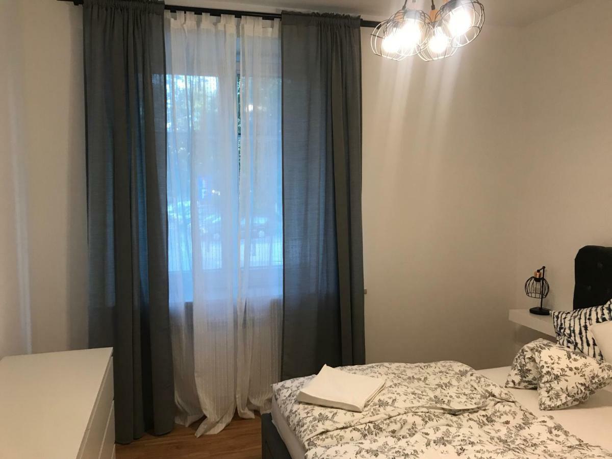 Apartament Stare Miasto Świętojerska 12 Warszawa Zewnętrze zdjęcie